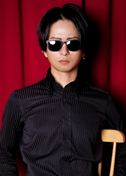 響 涼一 プロフィール