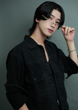 月城麗央 プロフィール