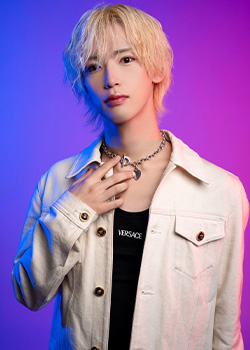 秋華 プロフィール